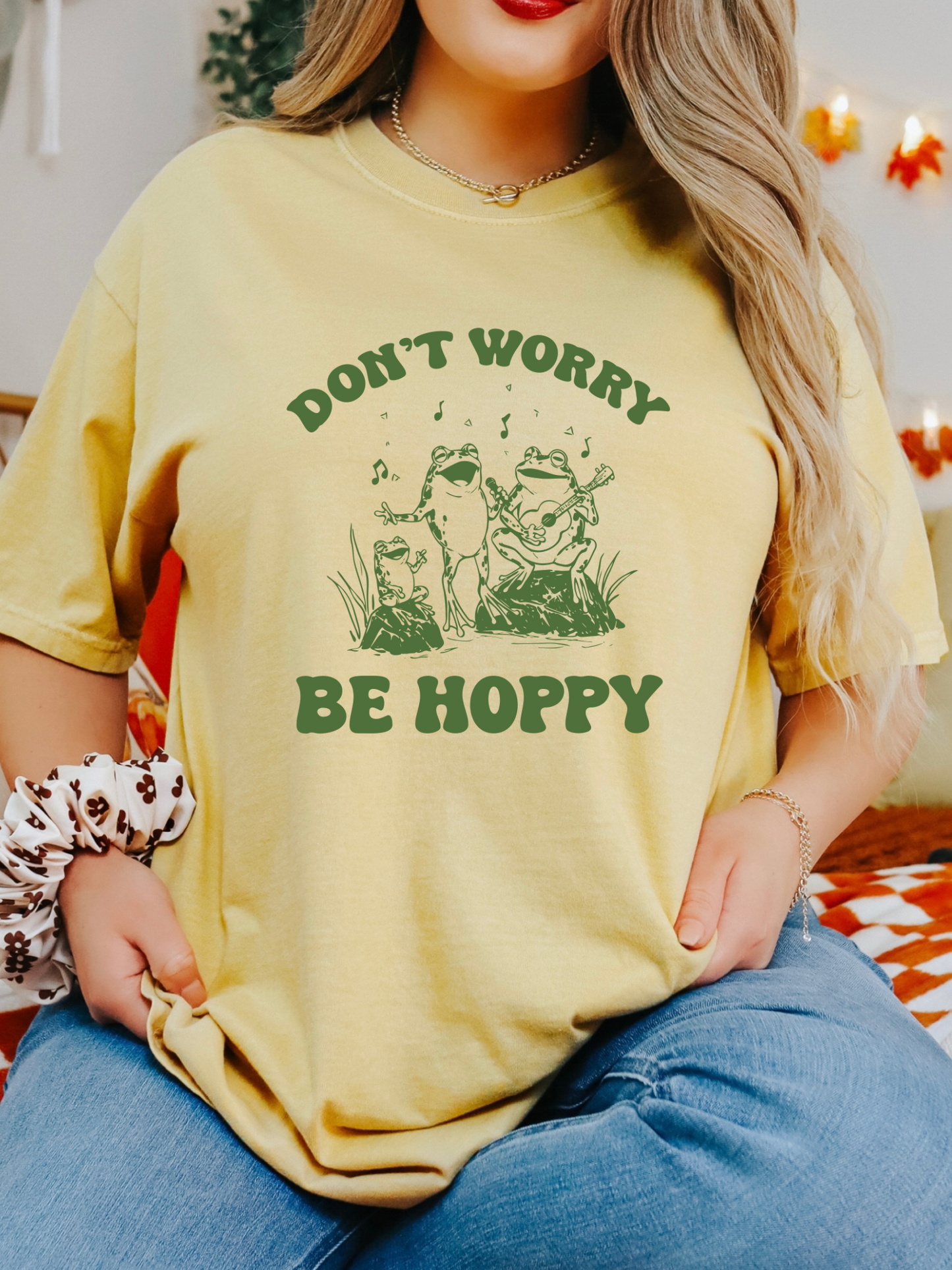Donât Worry Be Hoppy Graphic Tee