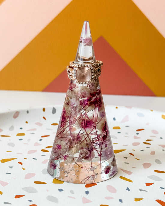 Floral Cone Ring Holder - Berry Baby’s Breath