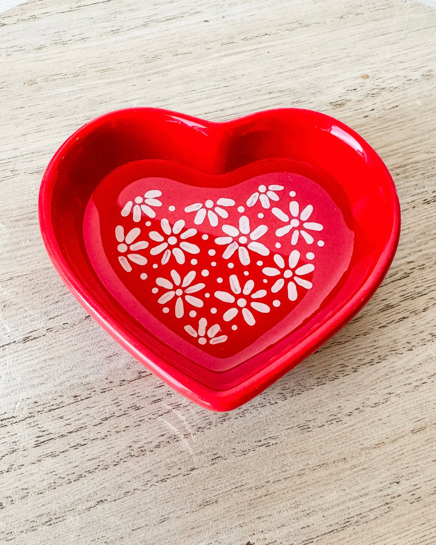 Dancing Daisy Trinket Dish - Red