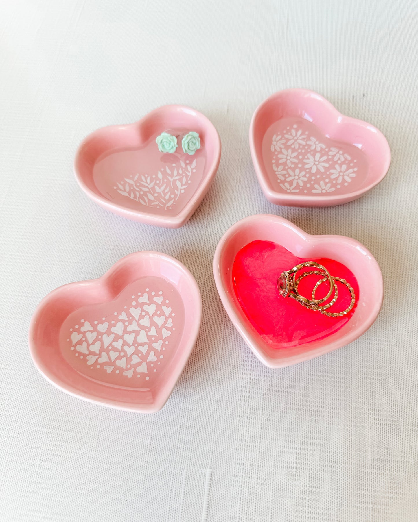 Dancing Daisy Trinket Dish - Pink