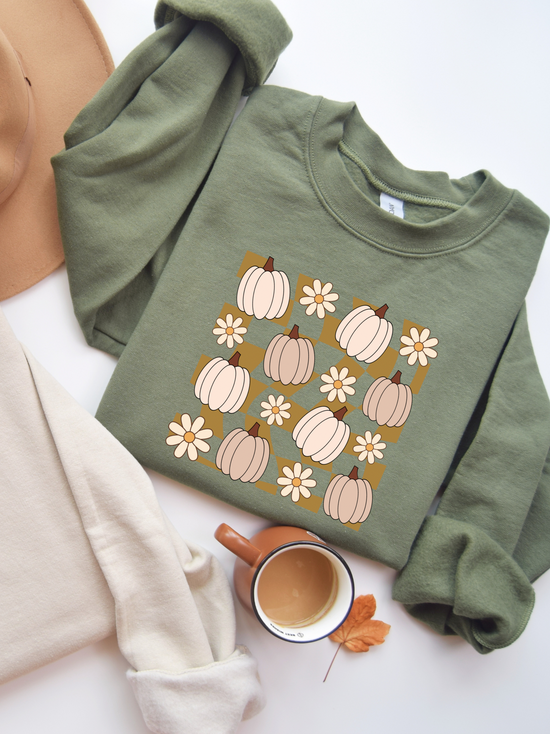 Pumpkin Daisy Check Crewneck