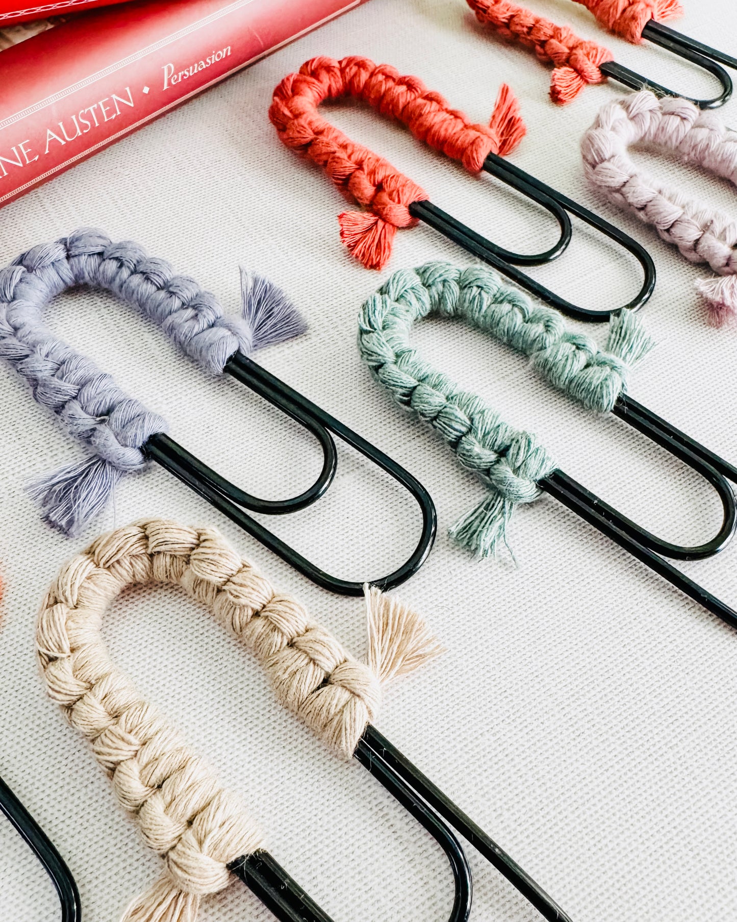 Macrame Paperclip Bookmarks - Black Paperclip