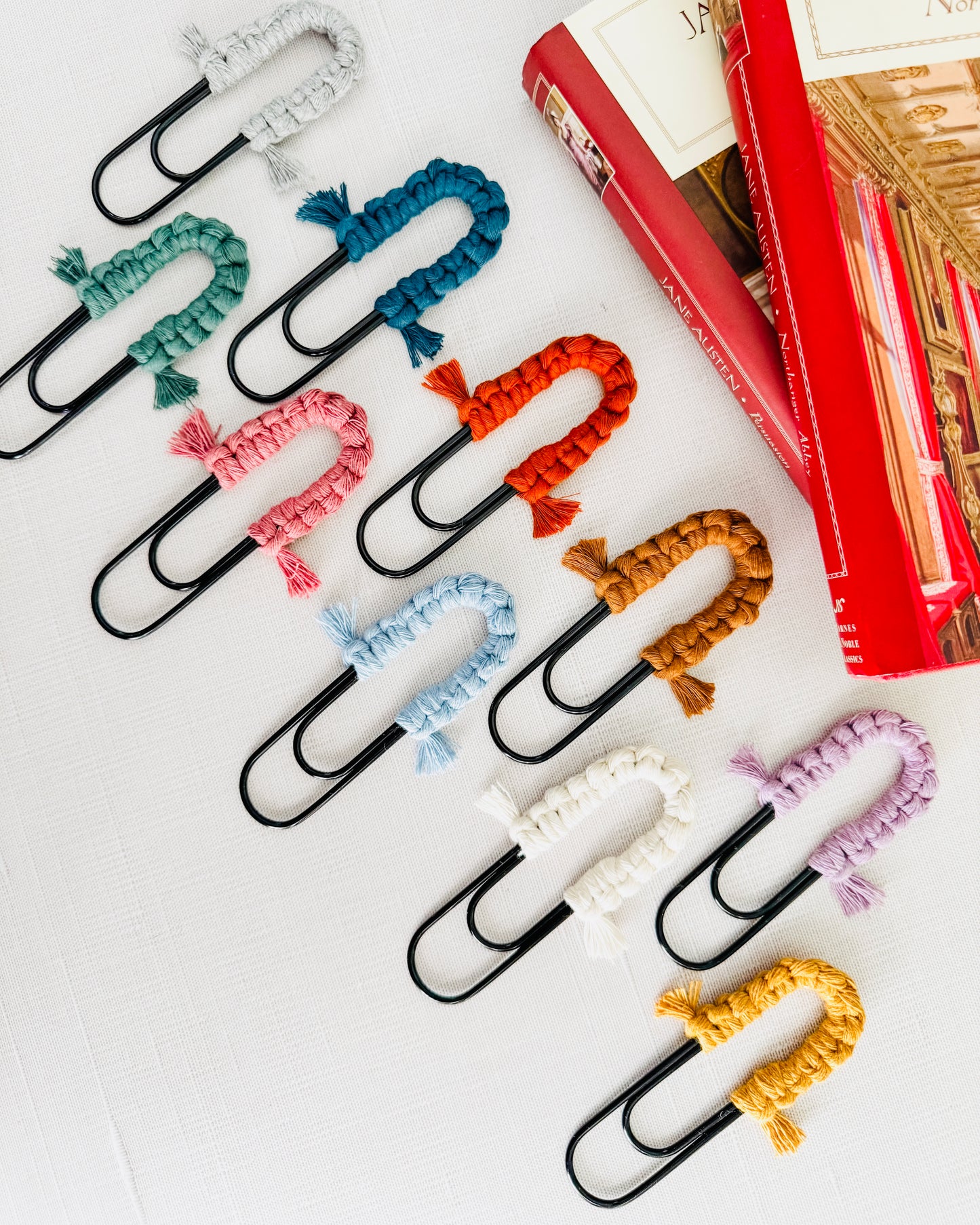 Macrame Paperclip Bookmarks - Black Paperclip