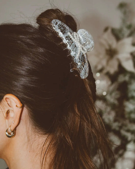 Lace N’ Pearls Claw Clip Pre-Order