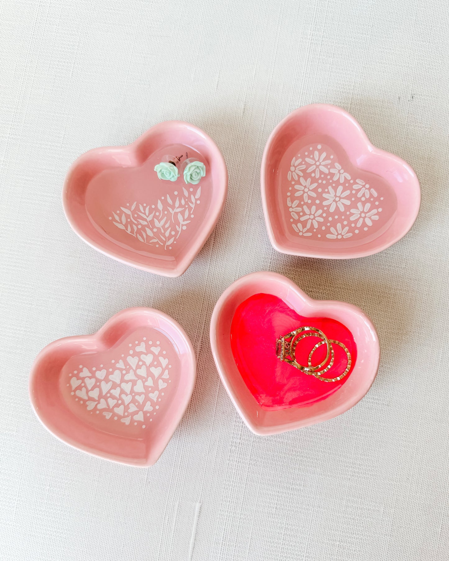 Dancing Daisy Trinket Dish - Pink