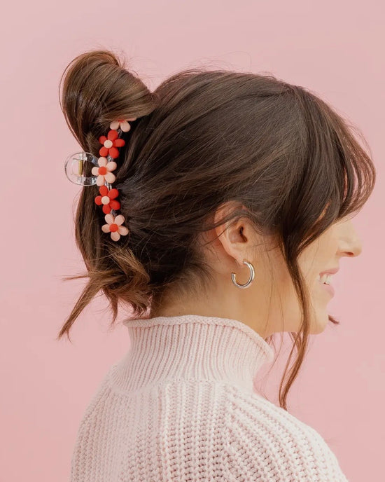 Daisy Claw Clip - Sweet Red