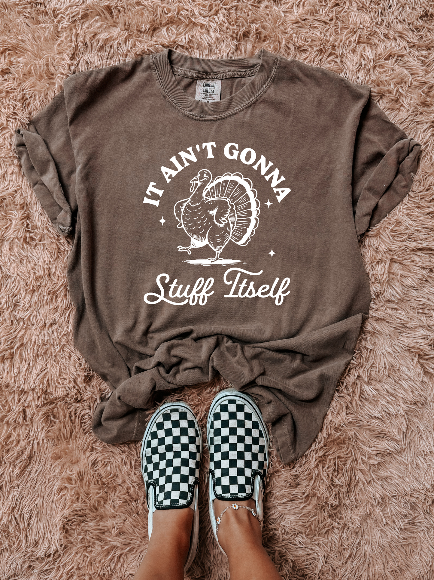 Ain’t Gonna Stuff Itself Graphic Tee