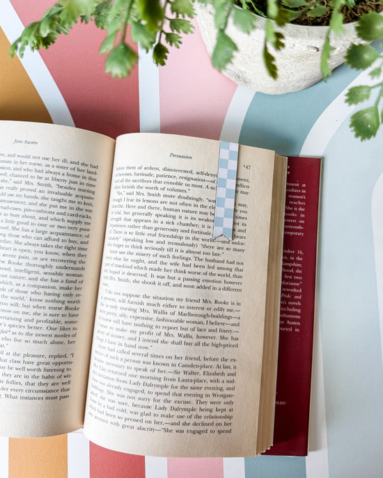 Checkerboard Magnetic Bookmark - Light Blue