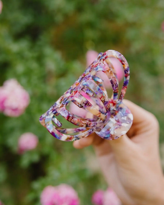 Carlisle Claw Clip Pre-Order