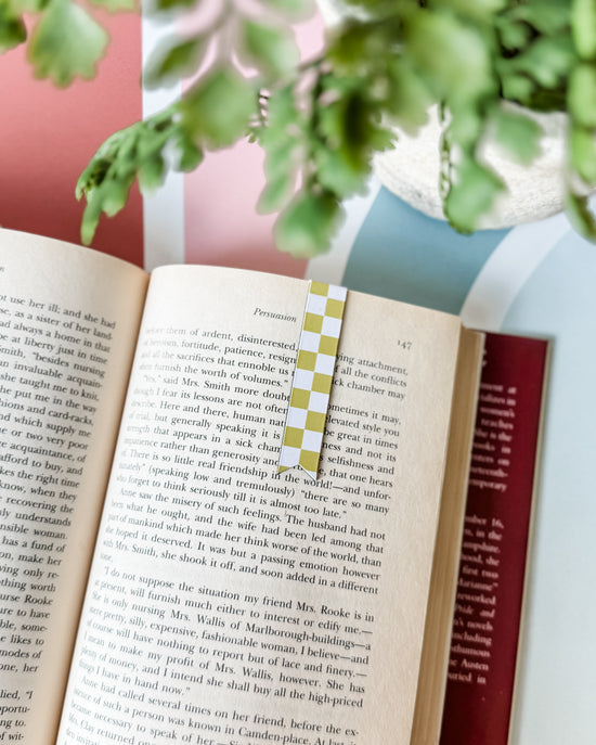Checkerboard Magnetic Bookmark - Chartreuse