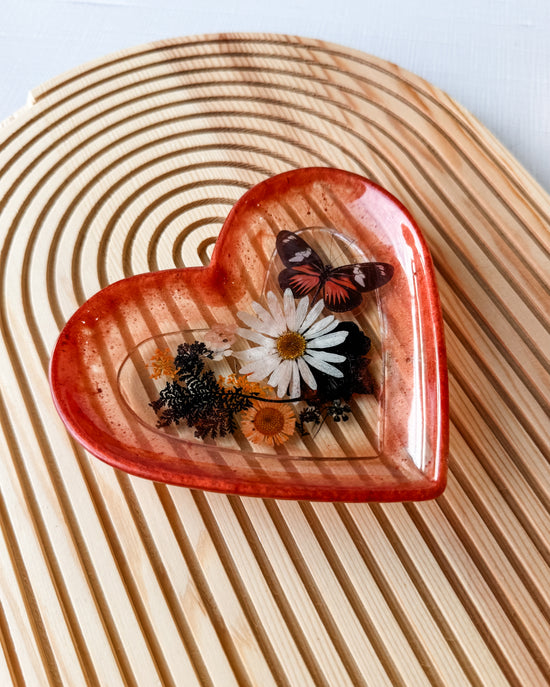 Resin Heart Trinket Dish