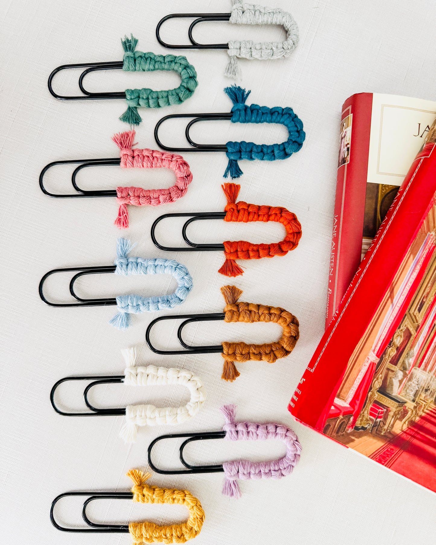 Macrame Paperclip Bookmarks - Black Paperclip