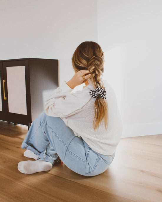 Checkerboard Oversized Scrunchie